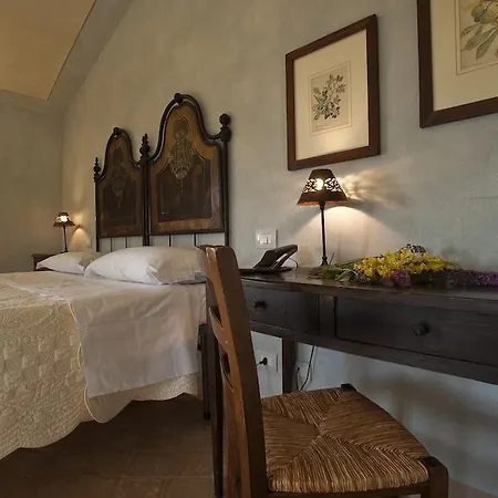 Borgo Tavola Dei Cavalieri 3*